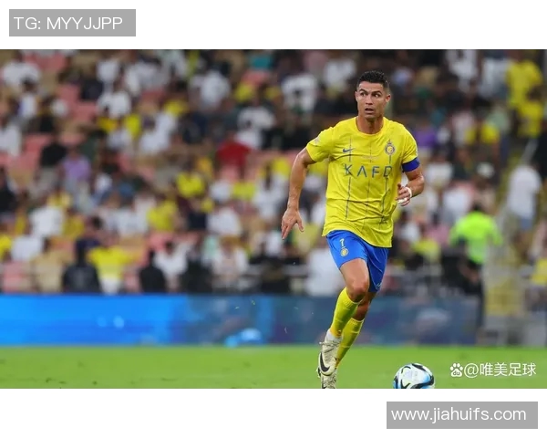 聚焦足球巨星单卡收藏探索价值与热潮背后的故事 聚焦足球巨星单卡收藏探索价值与热潮背后的故事